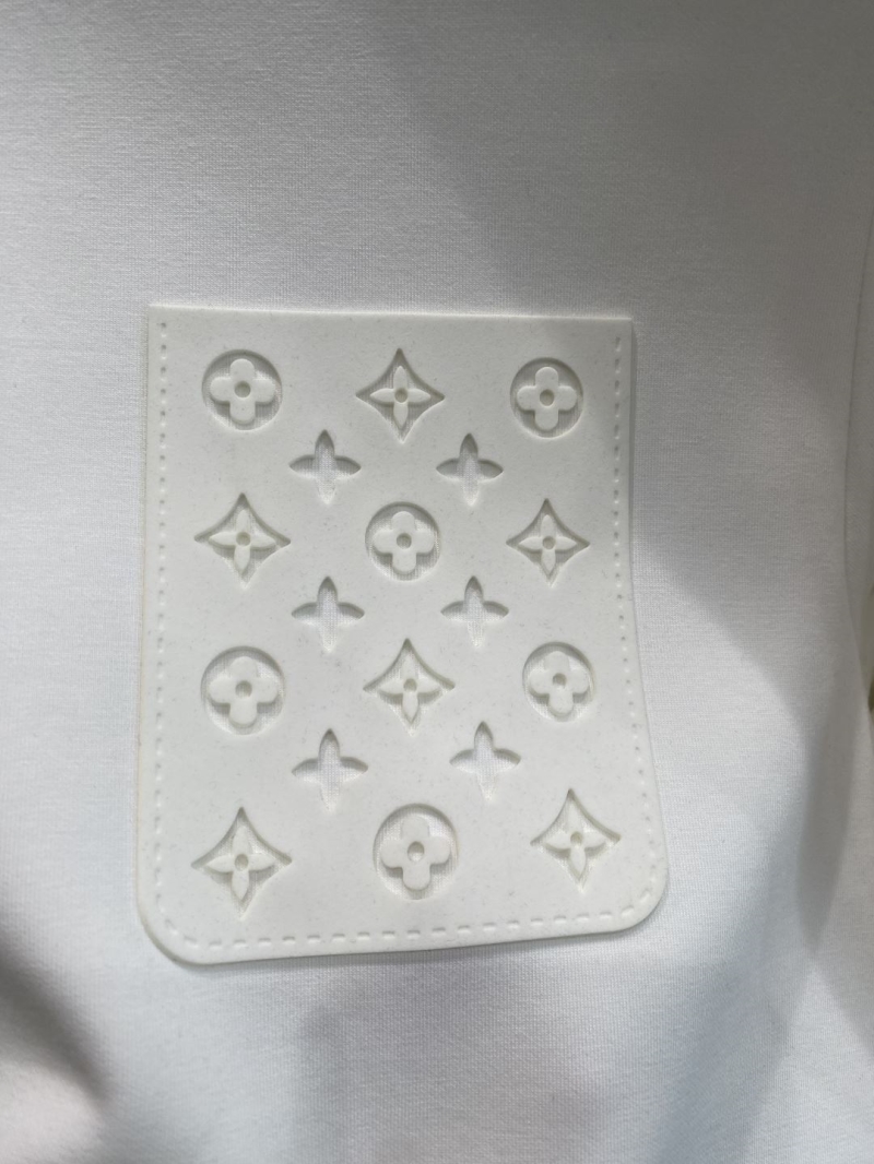 l0vis Vvtt0n t-shirt